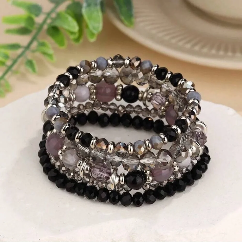 🌹 Set‎ of 5 Beaded Stackable Bracelets
